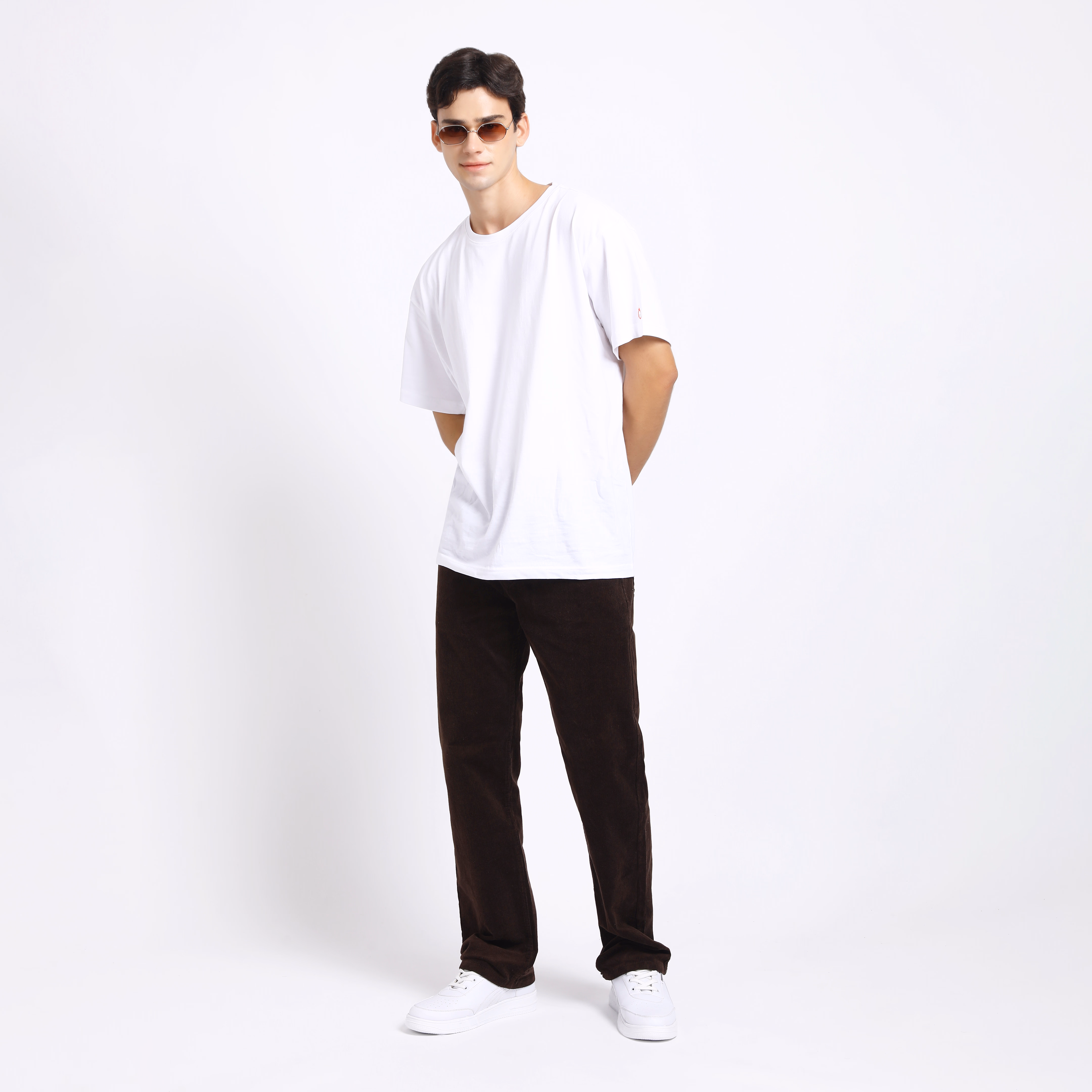 Urban Corduroy Pants – Loose Fit with Soft Cotton Feel (hover view)