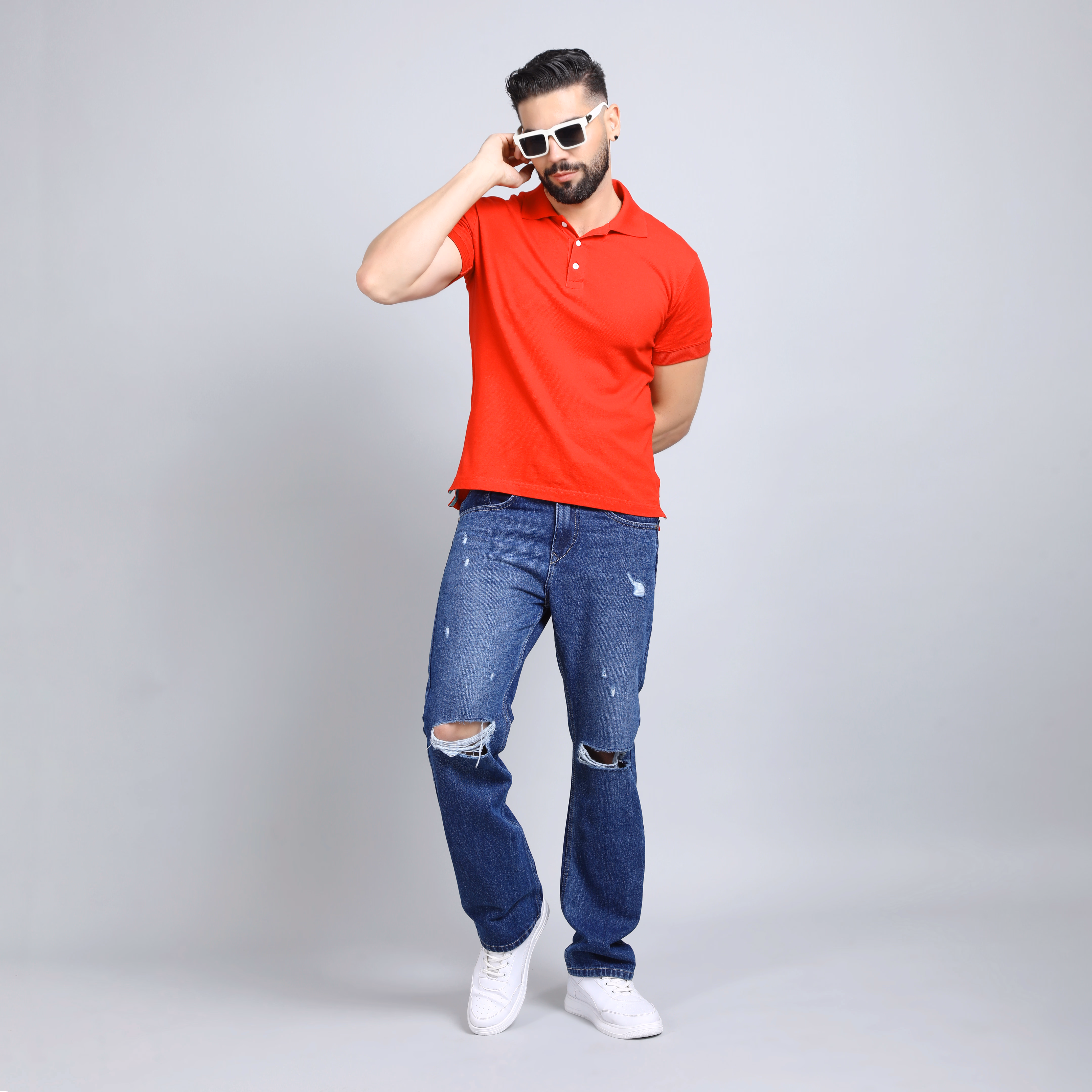 Knee Cut Distressed Wash Baggy Fit Jeans – Men’s Casual & College Wear Denim (hover view)