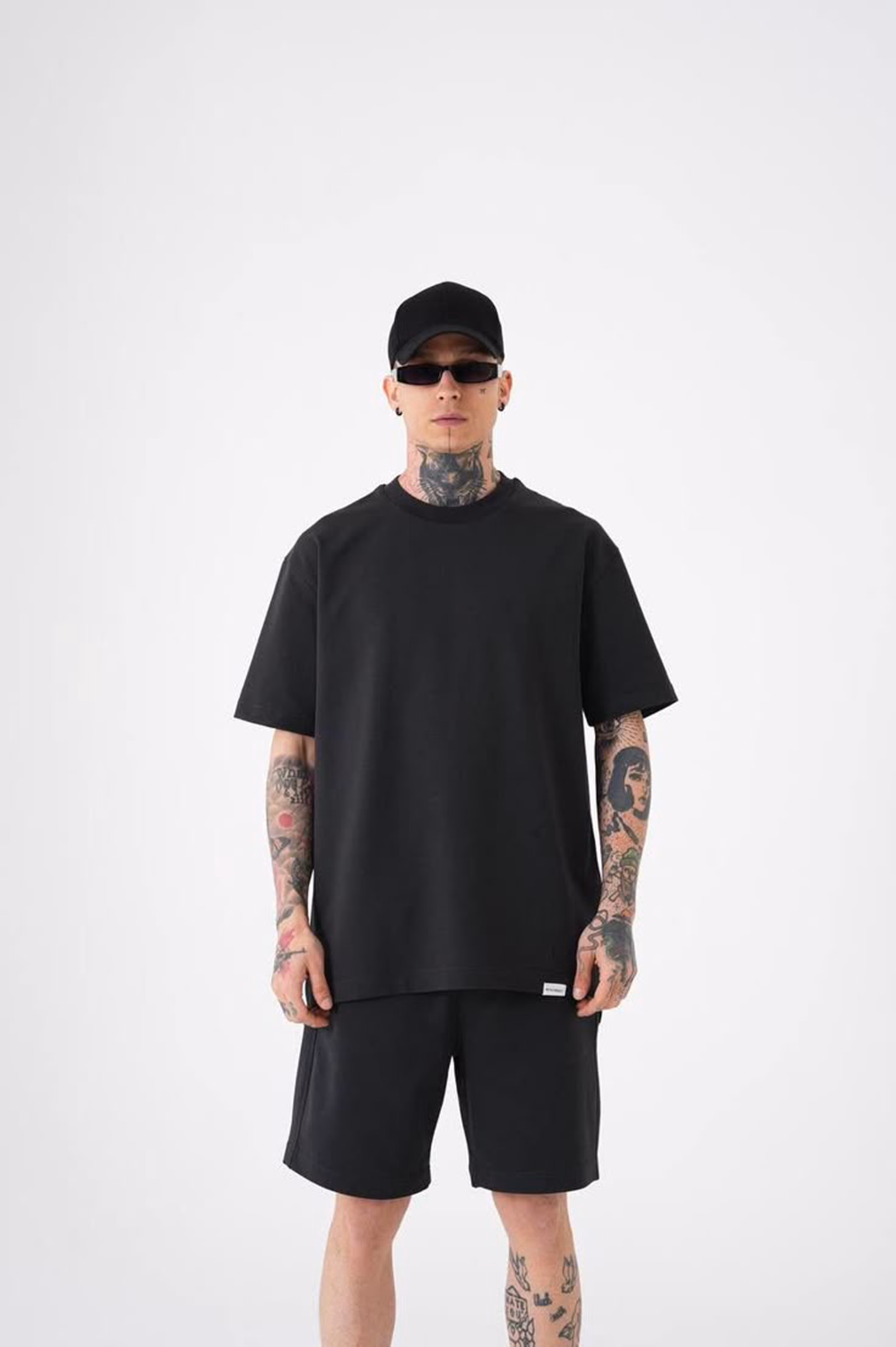 Oversized_Unisex “Kaguya-Ahegaoi-Naruto” T-Shirt – Premium Mercerized Organic Cotton (hover view)