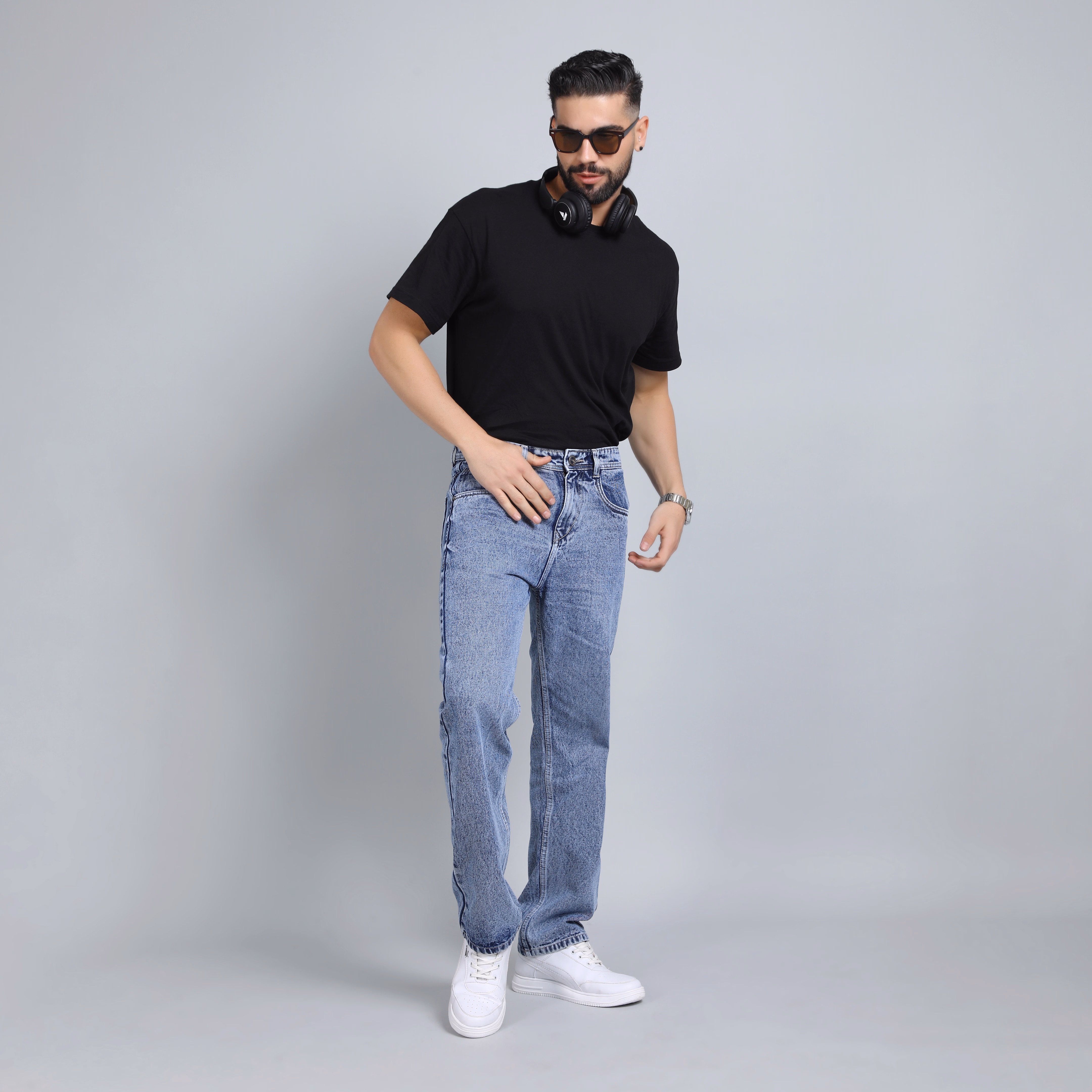 All-Season Baggy Fit Denim – Unmatched Style & Functionality (hover view)