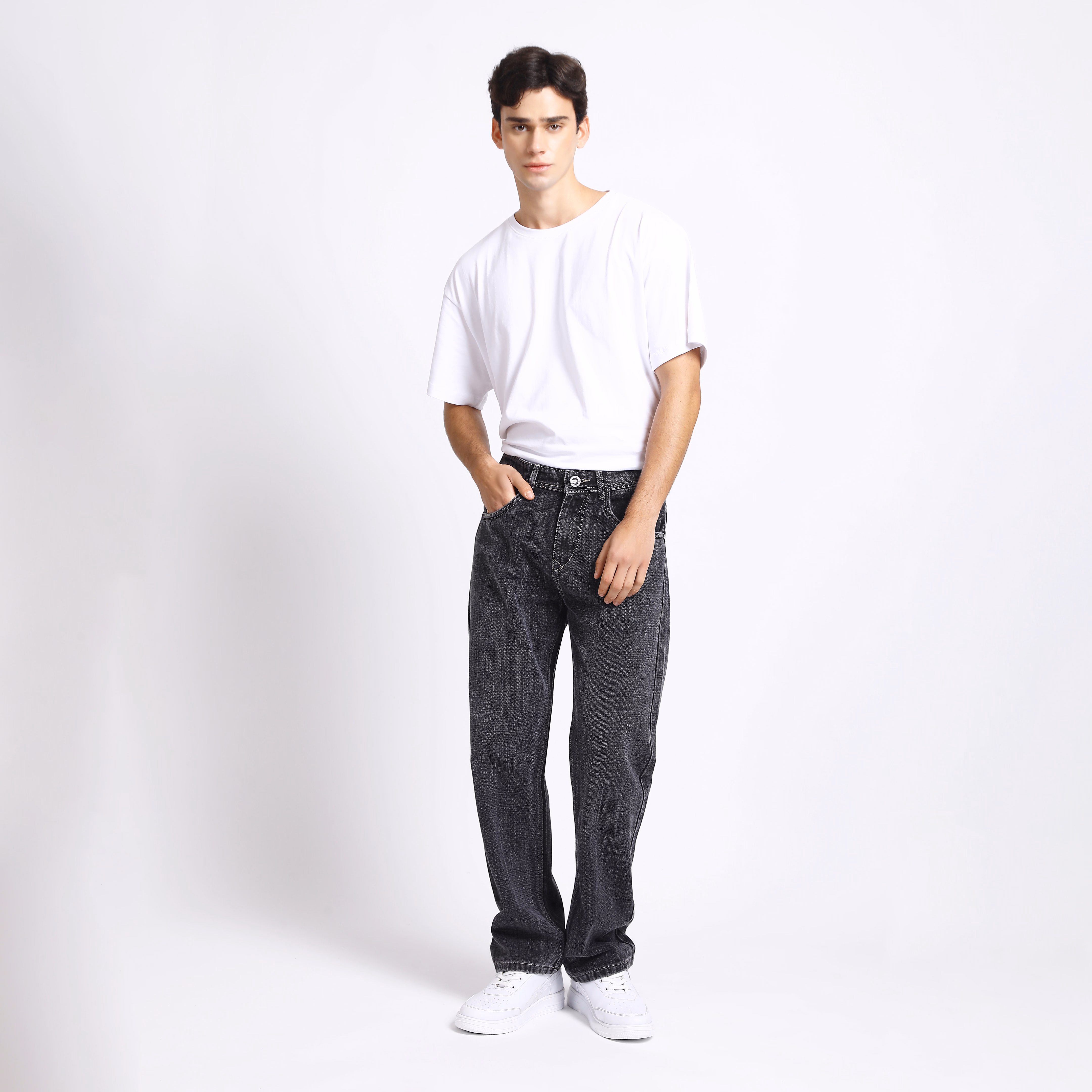 Weekend Essential Baggy Jeans – Built for Comfort & Confidence (hover view)