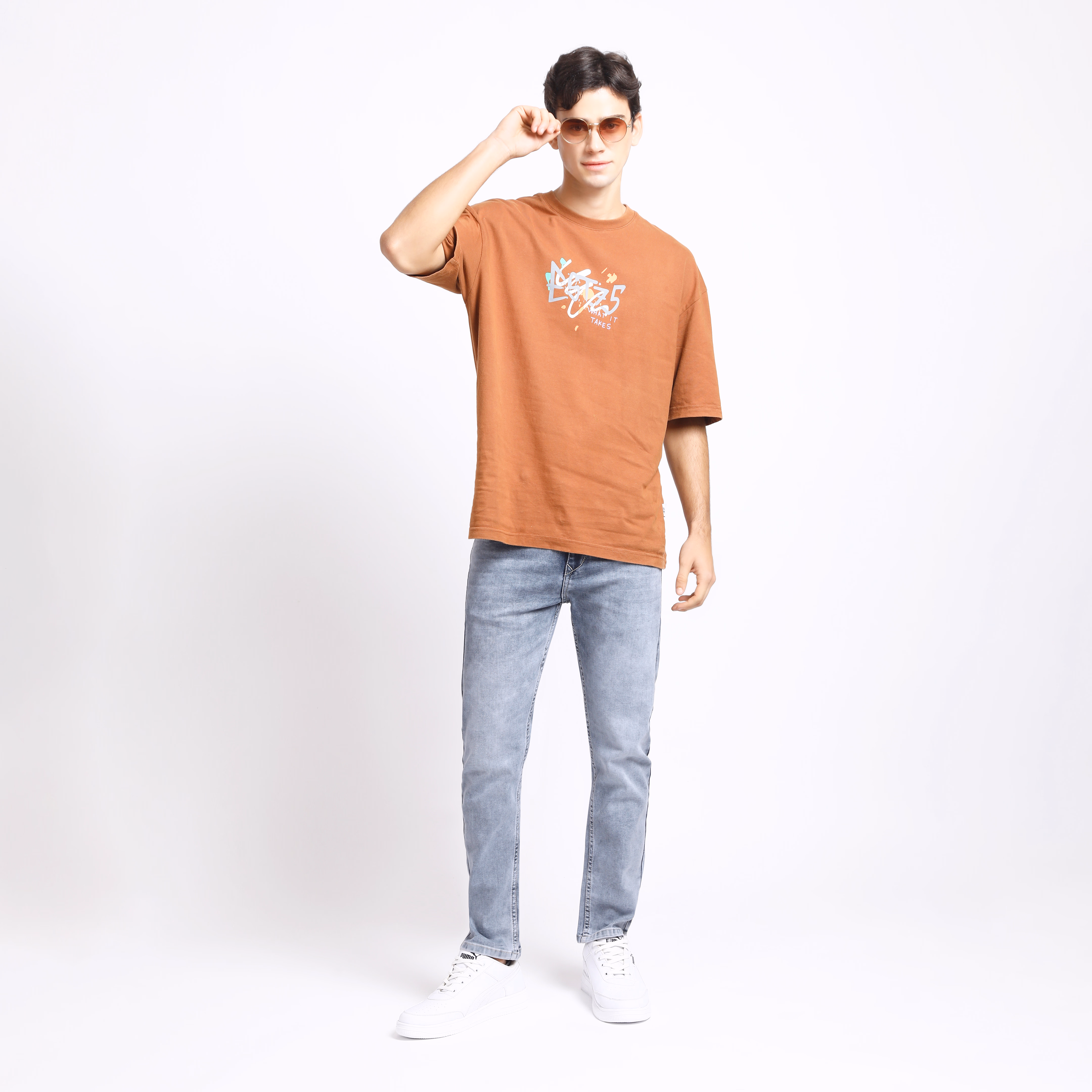 Street Smart Style – Ankle Length Jeans Designed for Movement 🏙️ (hover view)