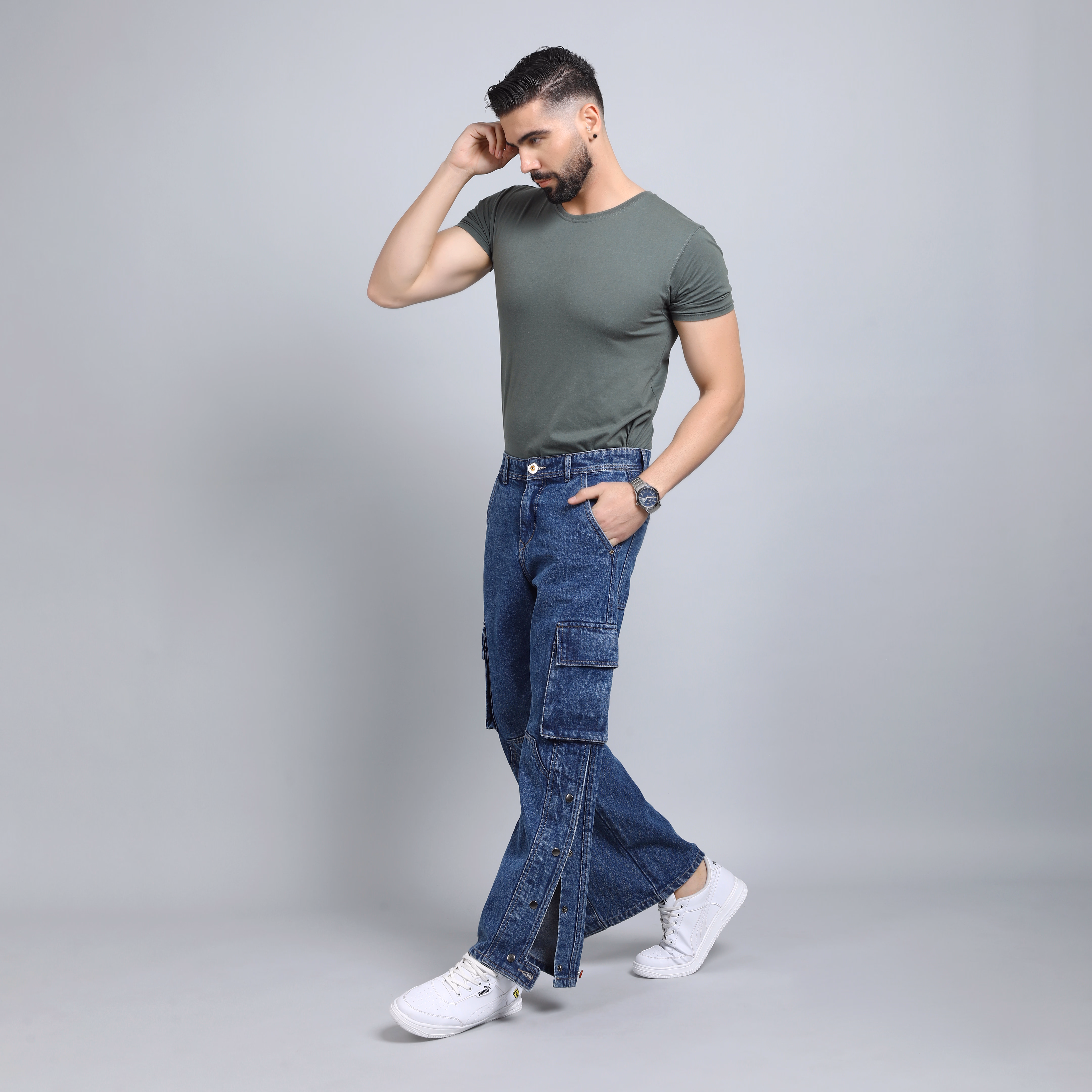 Cargo Cool – Versatile Baggy Fit Jeans for Every Scene