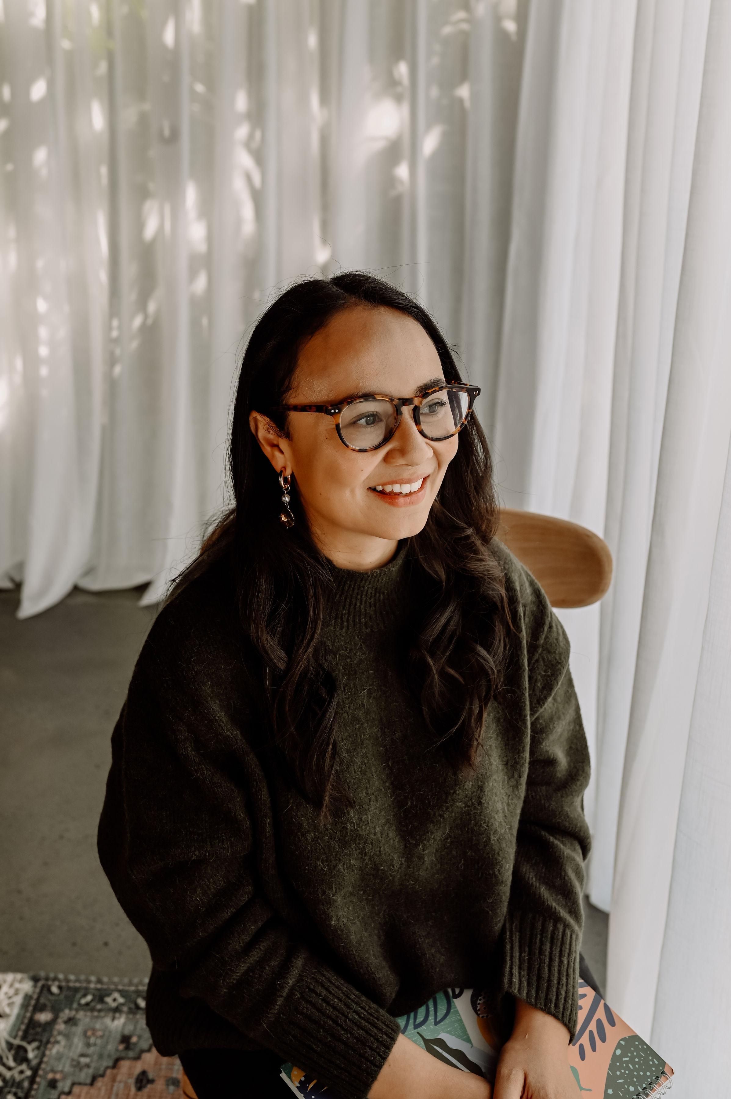 Danielle Hanrahan - Creative. Mother. Rebel. Therapeutic Coach.