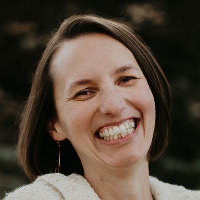 Denita Bremer - Finally feel good enough. Somatic support for stress and struggle.