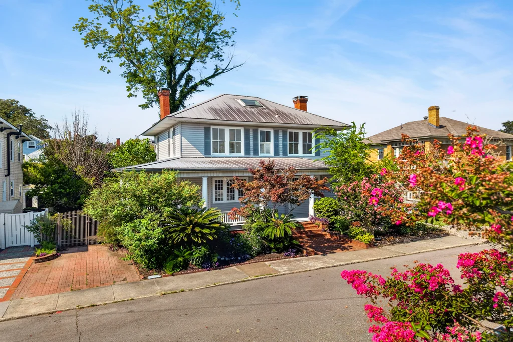507 Maupas Ave - 002 (Photos)