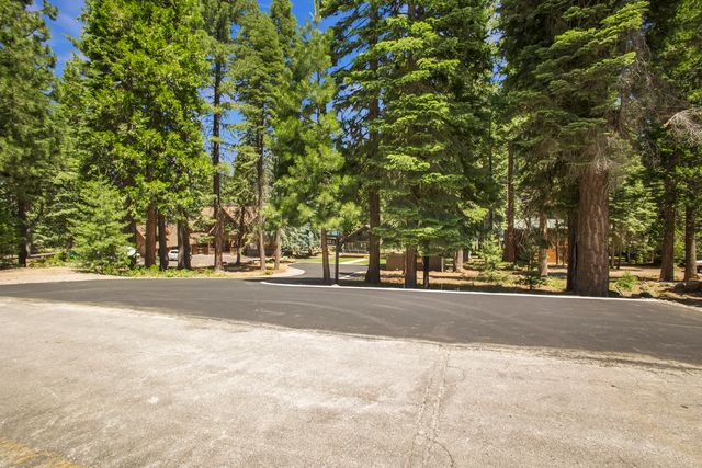 301 Lake Almanor W Dr - 03 Photos