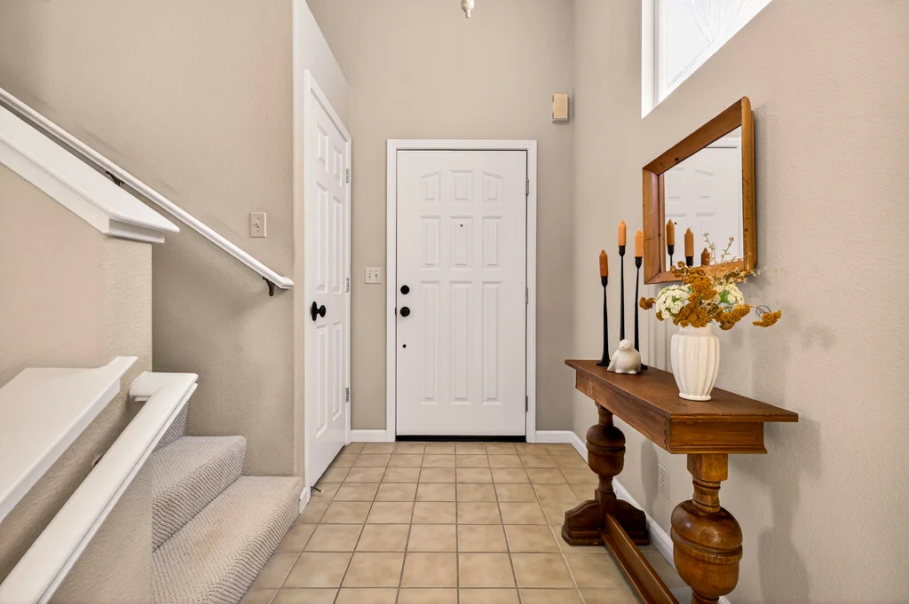 331 Mission Serra Terr - 009 (Photos)