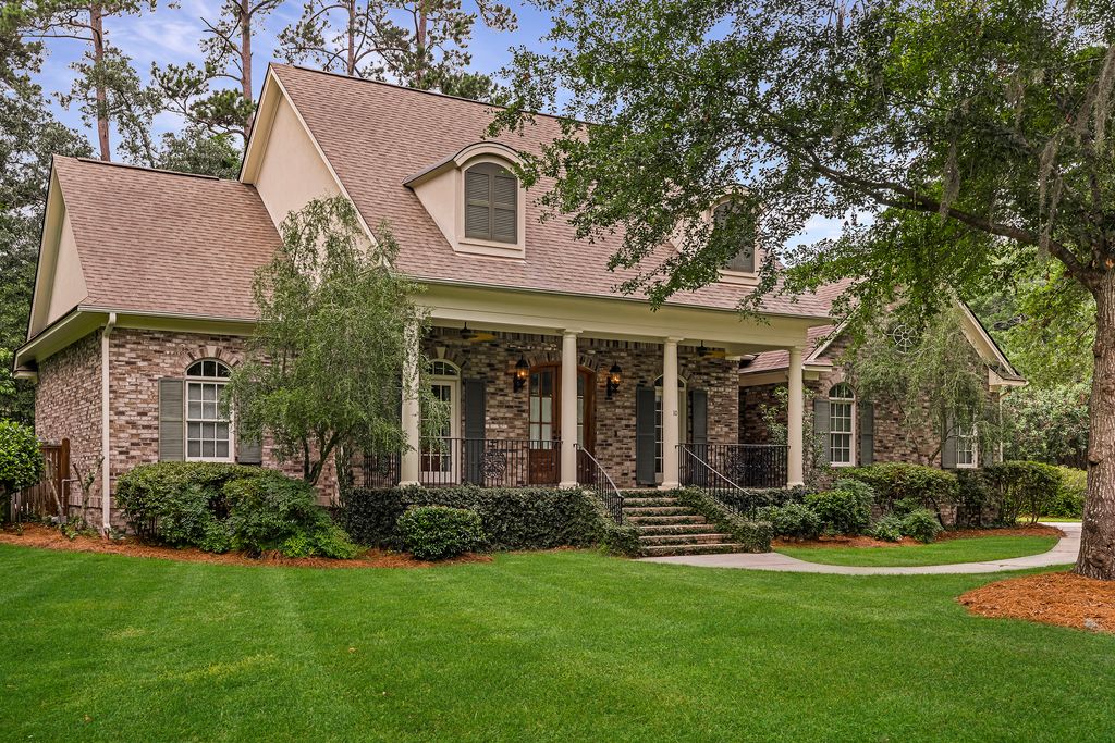 169 Highwood Cir - 003 (Photos)