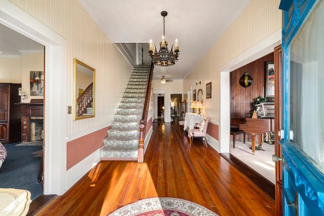 240 Railroad St - 006 Photos