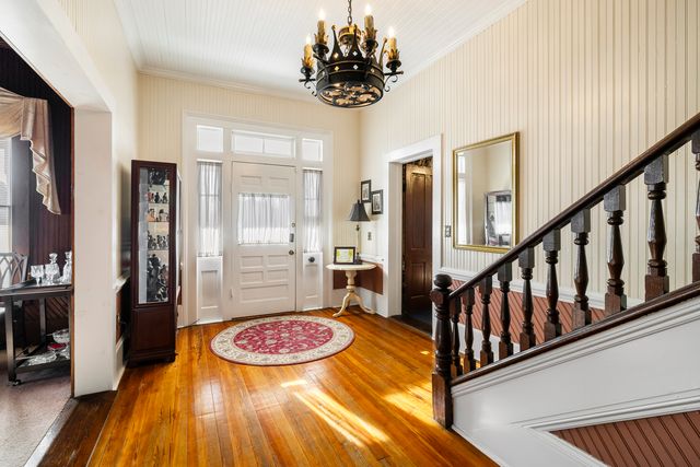 240 Railroad St - 007 Photos