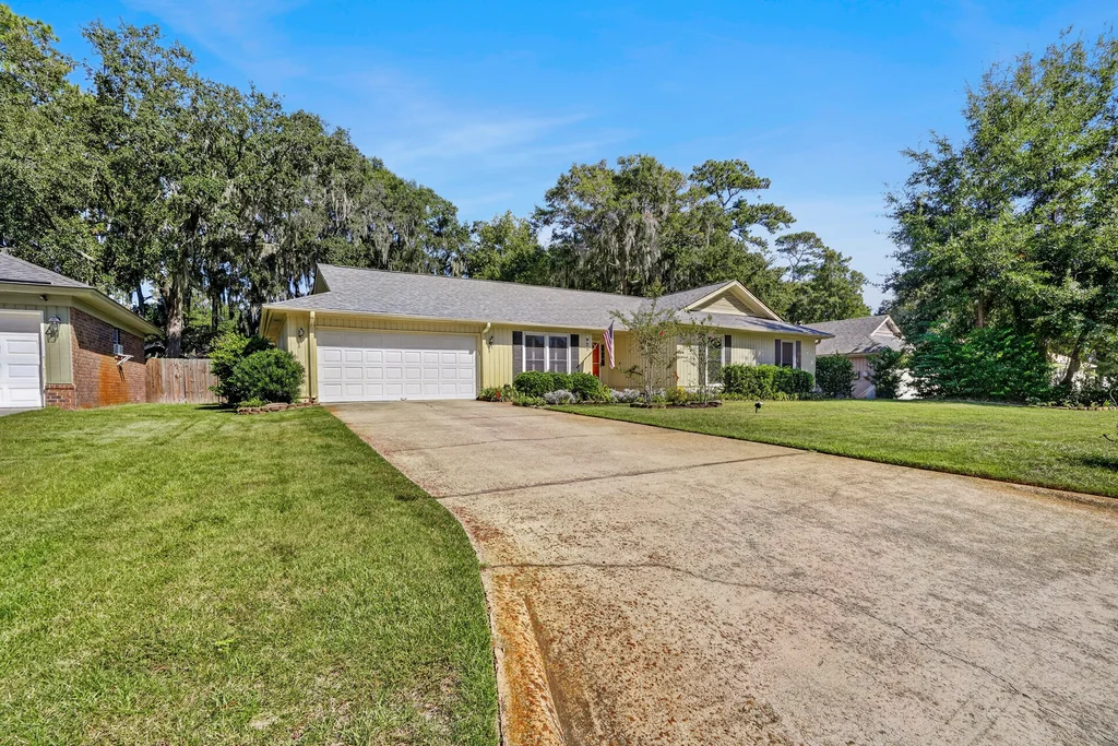 928 Moss Dr - 004 (Photos)