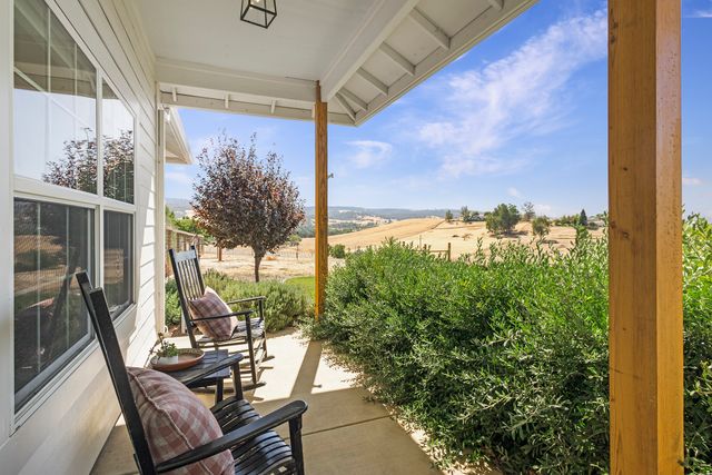 4460 Myvalli Dr - 006 Photos