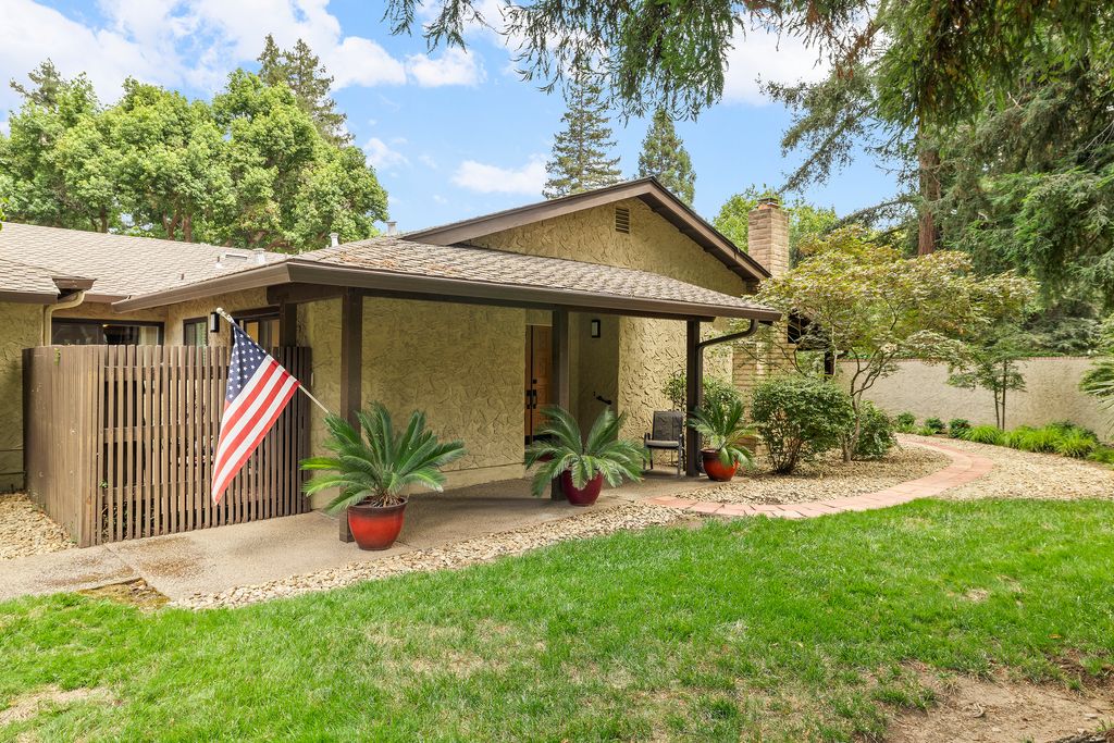 24 Northwood Commons Pl - 005 (Photos)