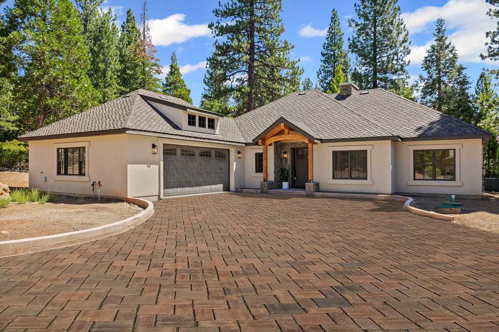215 Fox Peak Dr - 001 (Photos)