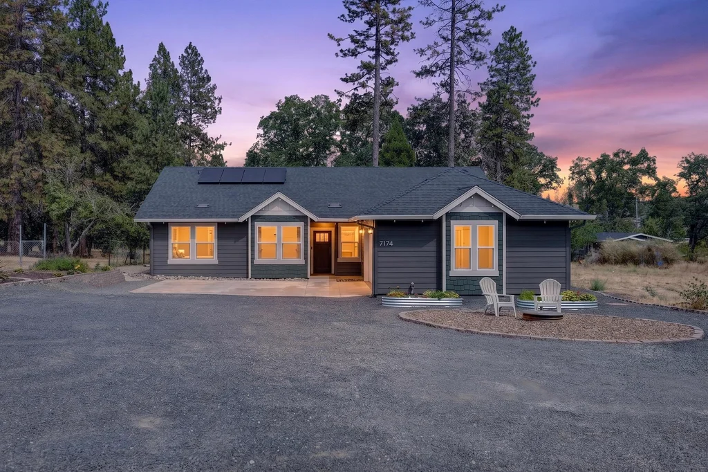 7174 Clark Rd - 002 (Photos)