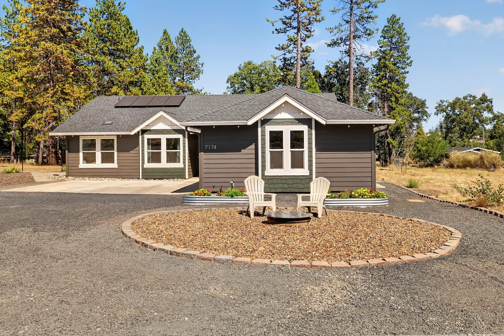 7174 Clark Rd - 004 (Photos)