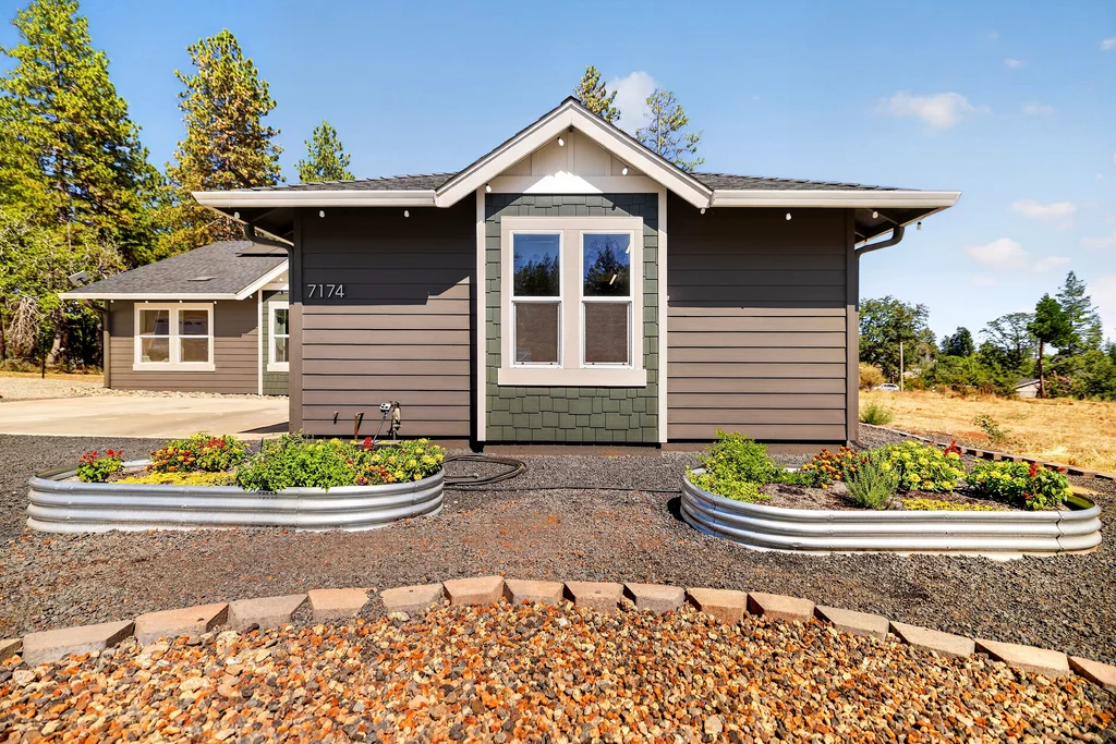 7174 Clark Rd - 007 (Photos)