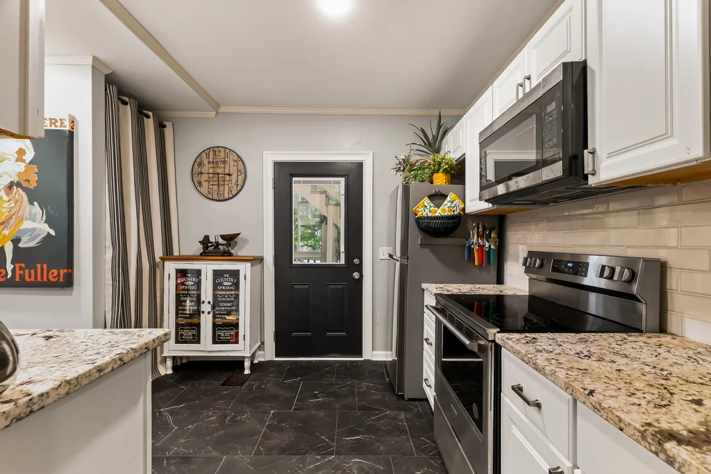 509 E Jones St - 016 (Photos)