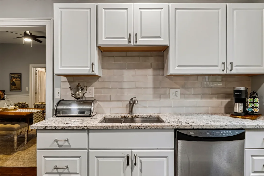 509 E Jones St - 017 (Photos)
