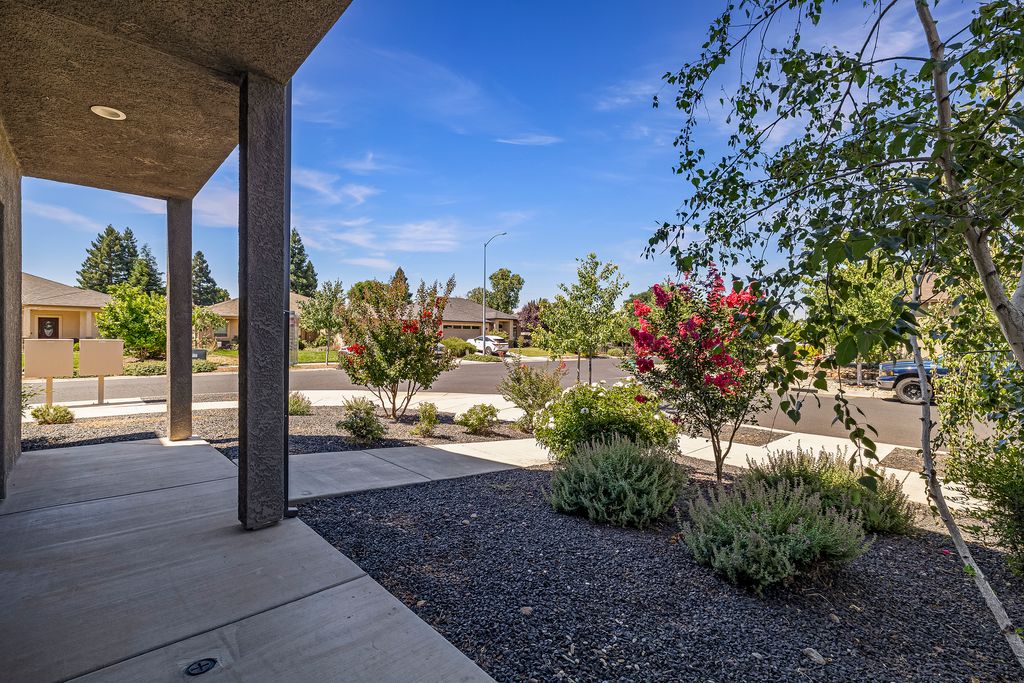 2740 Levi Ln - 007 (Photos)