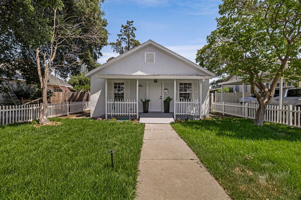 411 A St - 001 (Photos)