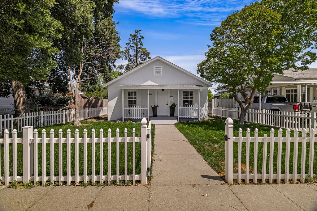411 A St - 004 (Photos)