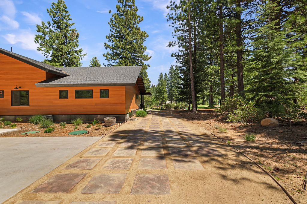 95 Frostwood Ln - 008 (Photos)