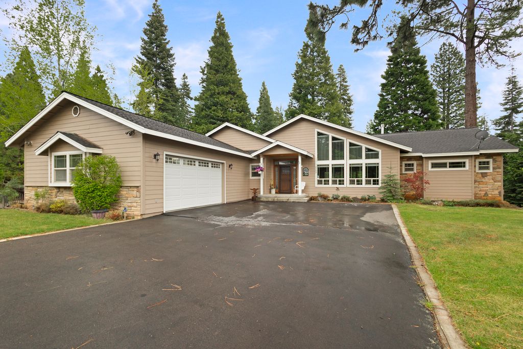 169 Highwood Cir - 001 (Photos)