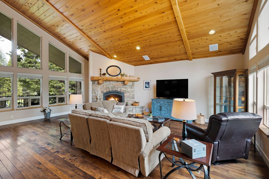 169 Highwood Cir - 008 (Photos)