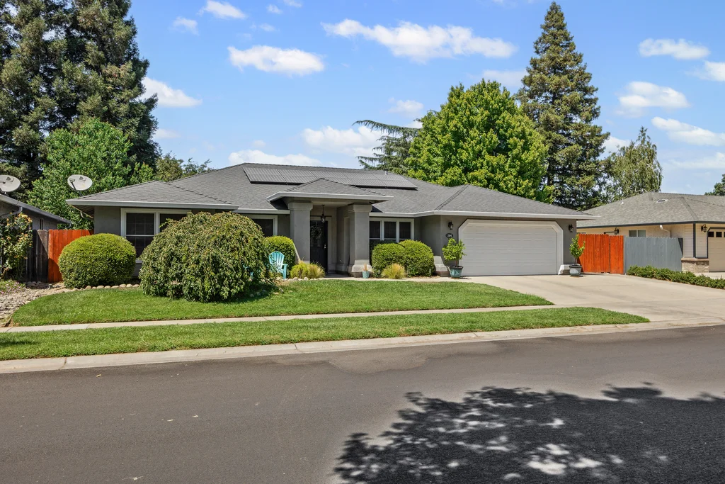 204 Crater Lake Dr - 003 (Photos)