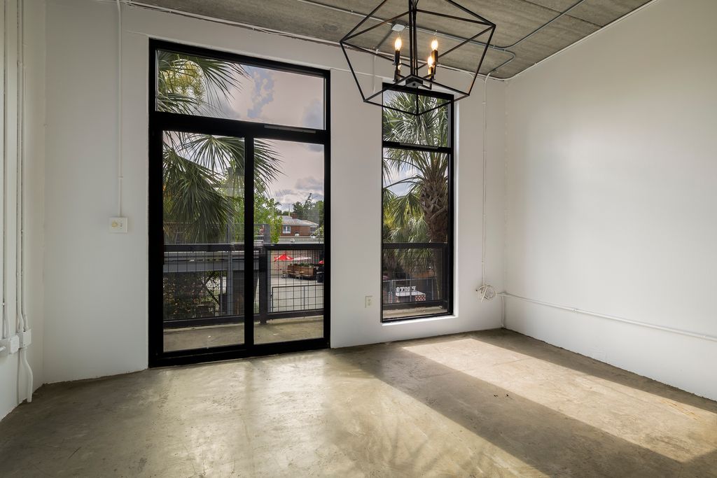2406 De Soto Ave - 017 (Photos)