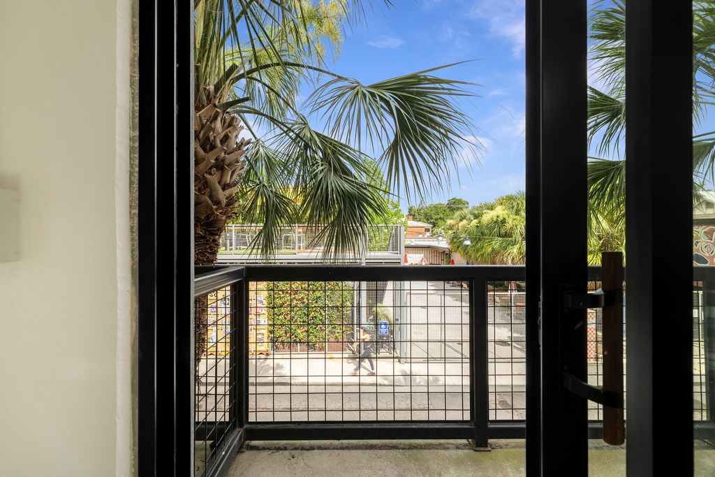 2406 De Soto Ave - 020 (Photos)