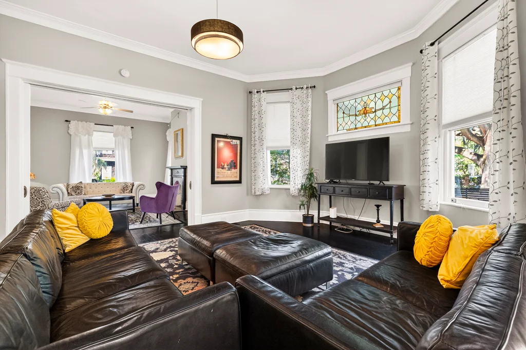 121 E 36th St - 026 (Photos)