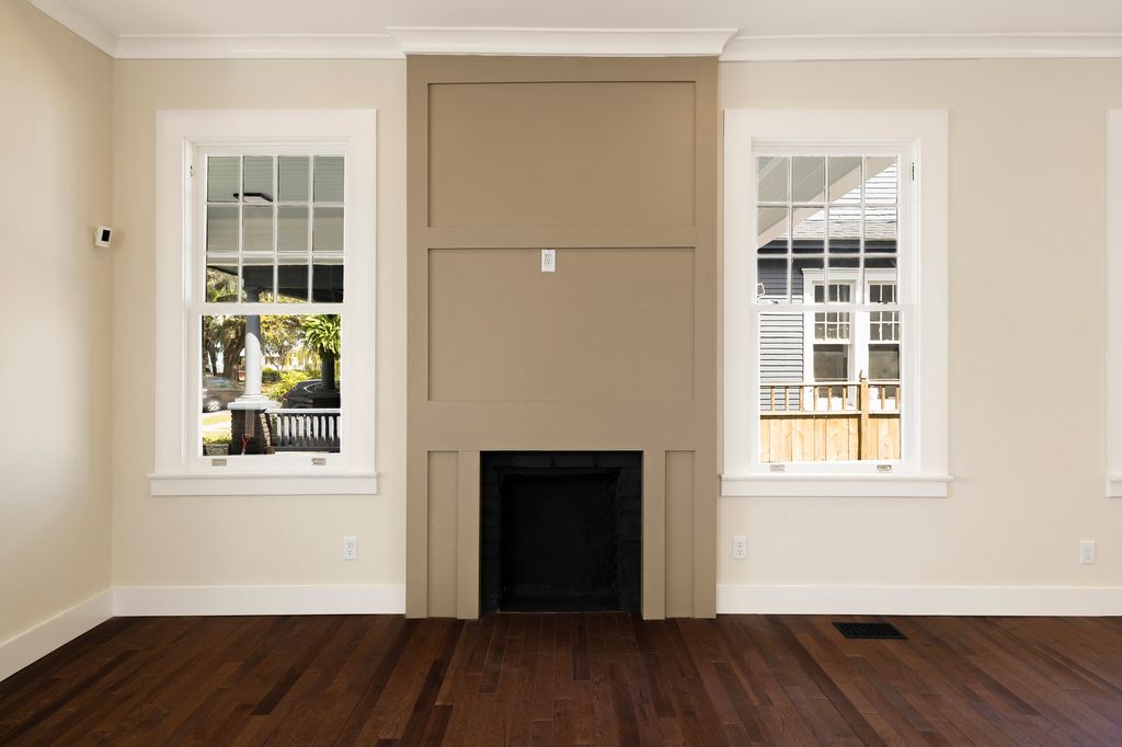 627 W 37th St - 022 Photos