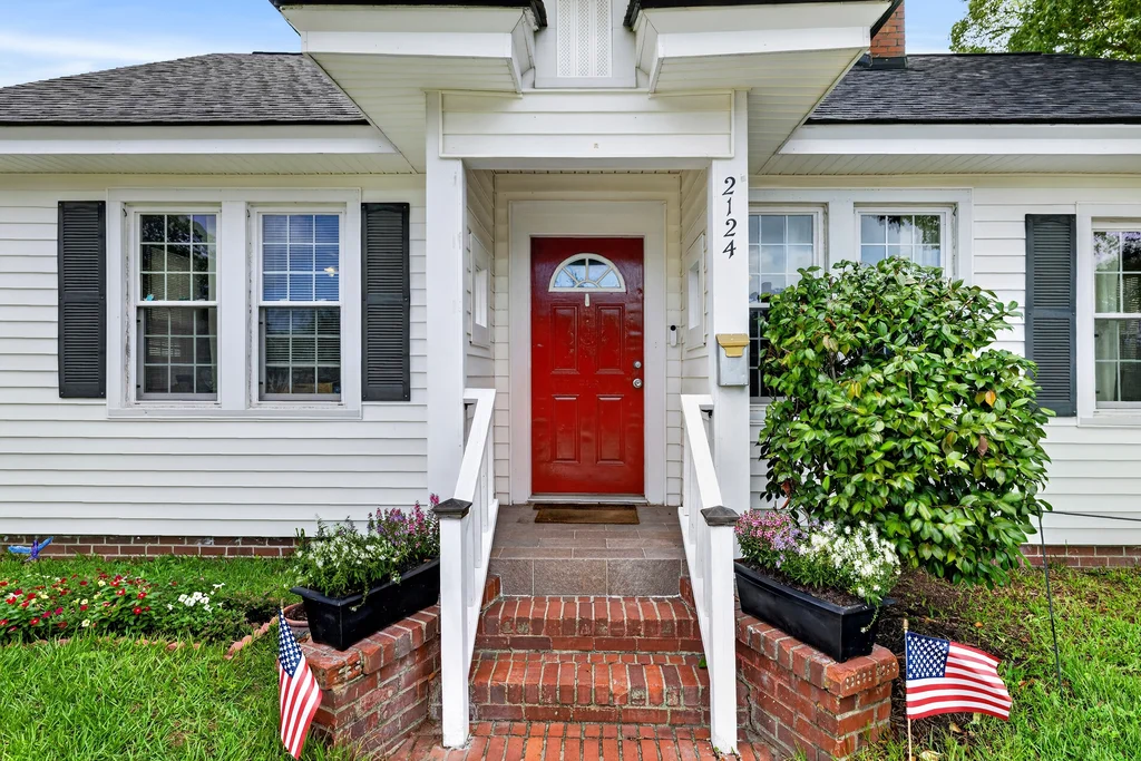 2124 E 39th St - 006 (Photos)