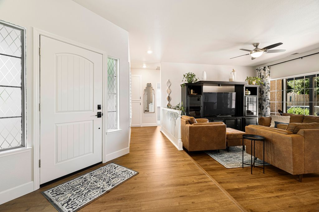 1922 Potter Rd - 007 Photos
