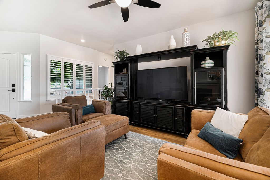 1922 Potter Rd - 009 Photos