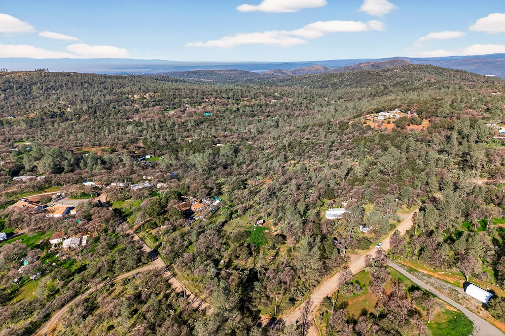 317 Sandra Ln - 008 (Photos)