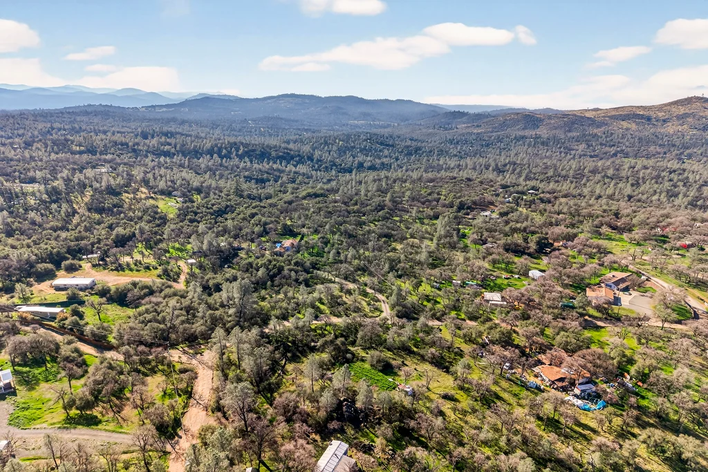 317 Sandra Ln - 010 (Photos)