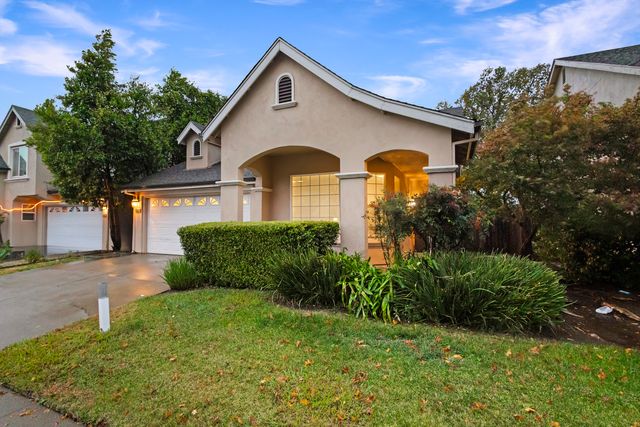 1618 Harvest Glen Dr - 002 Photos