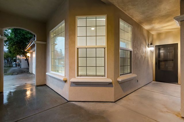 1618 Harvest Glen Dr - 005 Photos