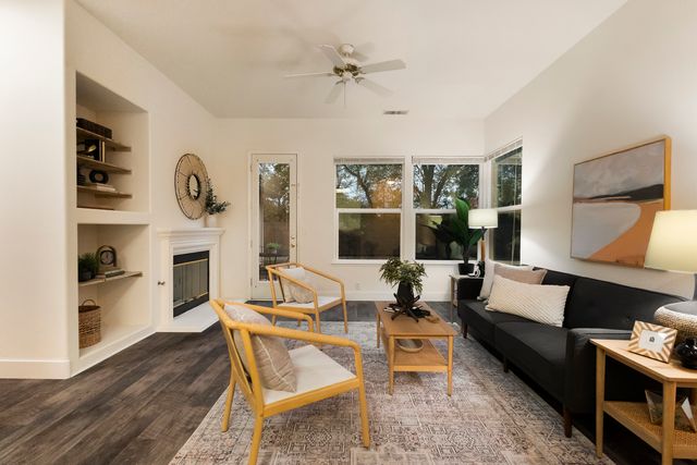 1618 Harvest Glen Dr - 007 Photos