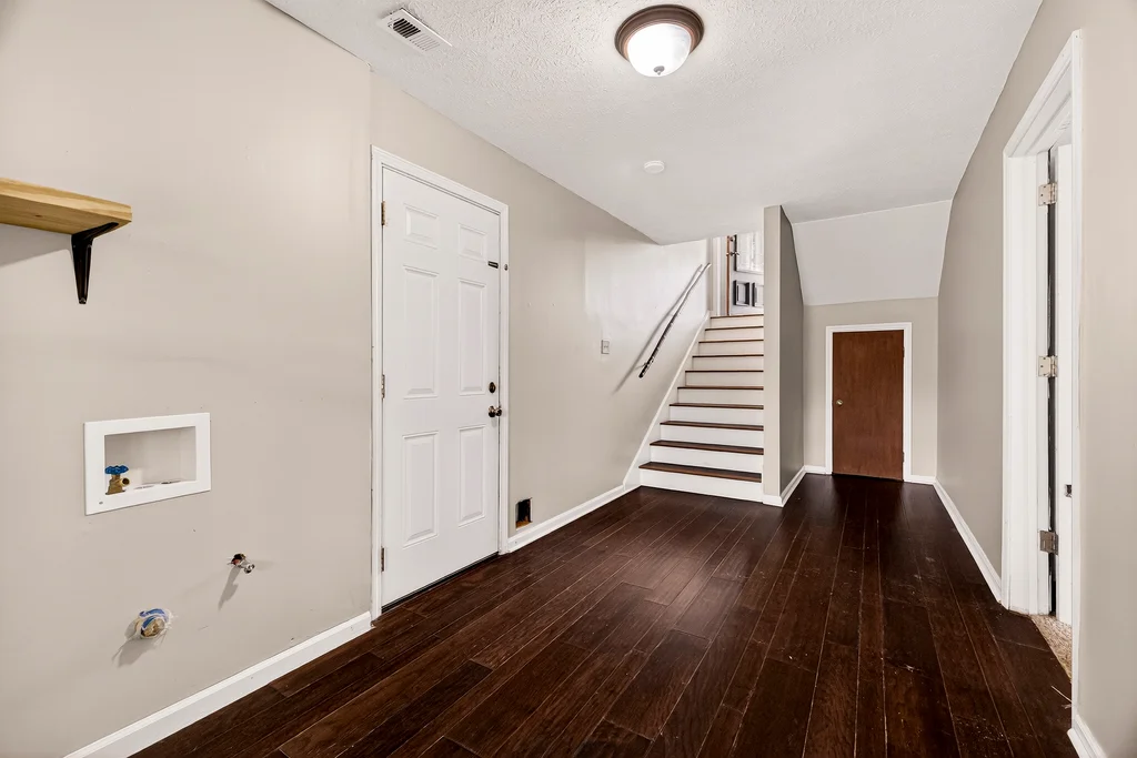 314 Mill Run Rd - 008 (Photos)