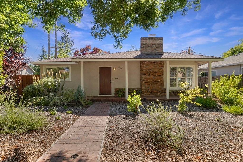 1245 Palm Ave - 001 (Photos)