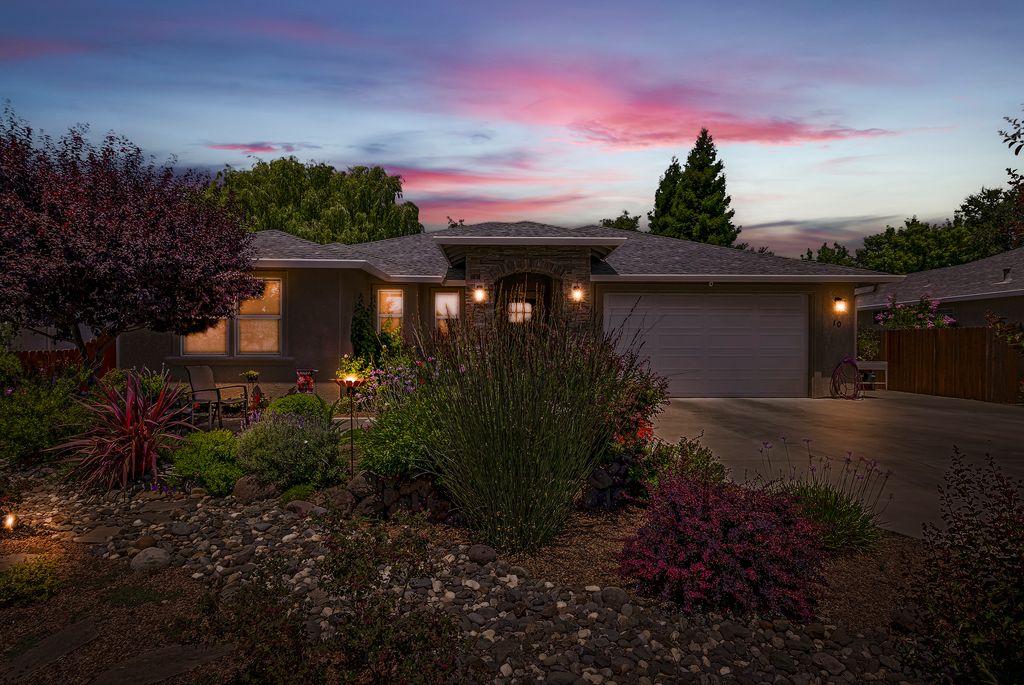 10 Harmony Park Cir - 002 (Photos)