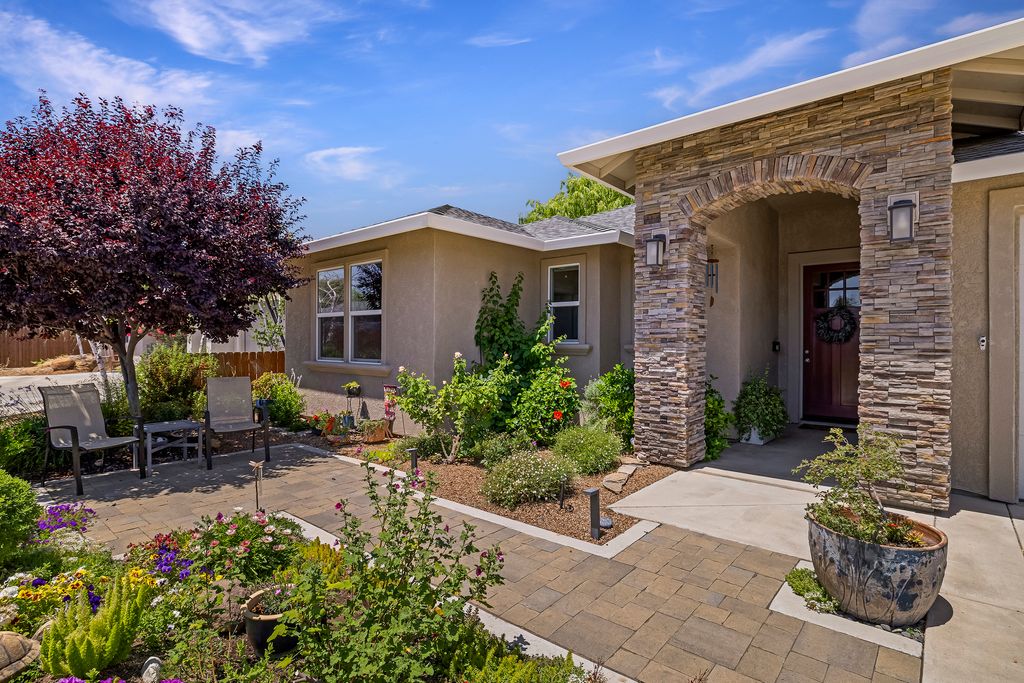 10 Harmony Park Cir - 007 (Photos)