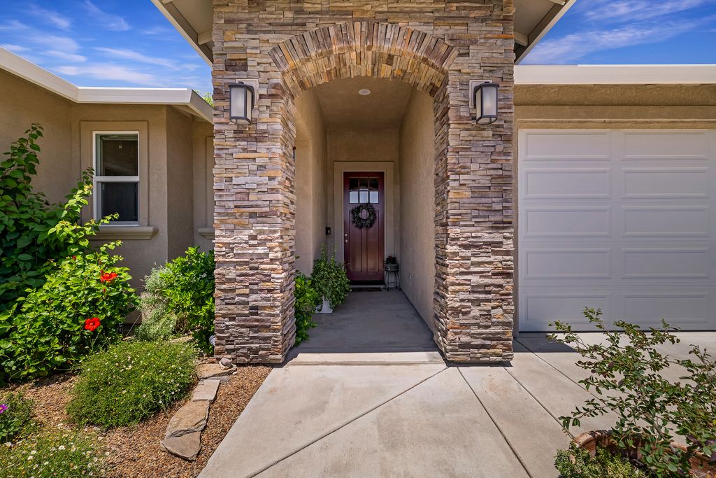 10 Harmony Park Cir - 010 (Photos)