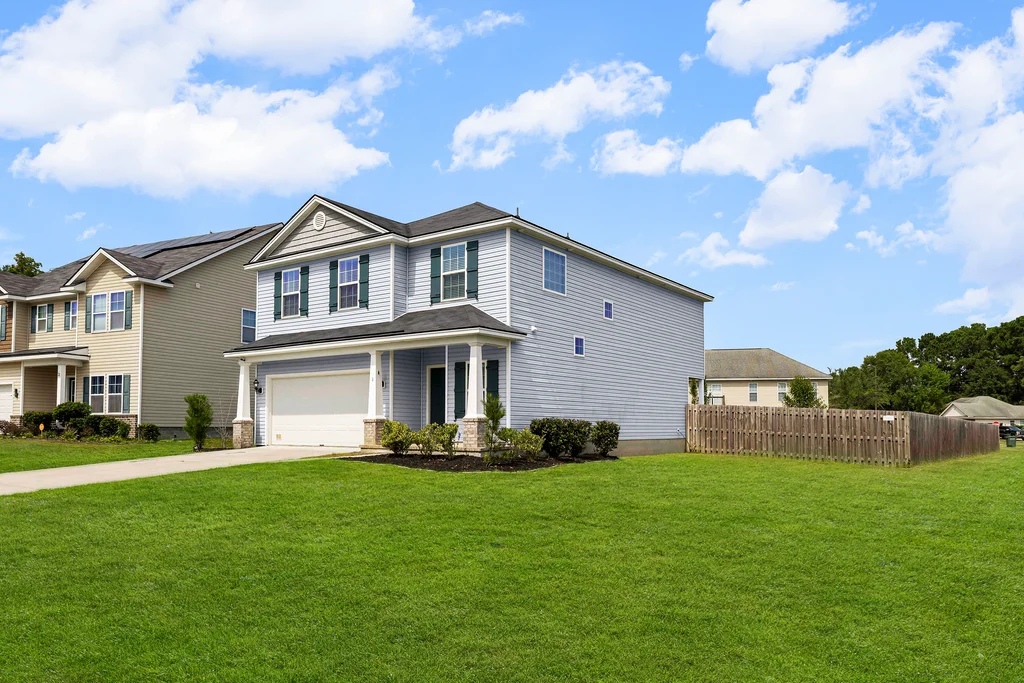 1 Julliard Ct004 (Photos)