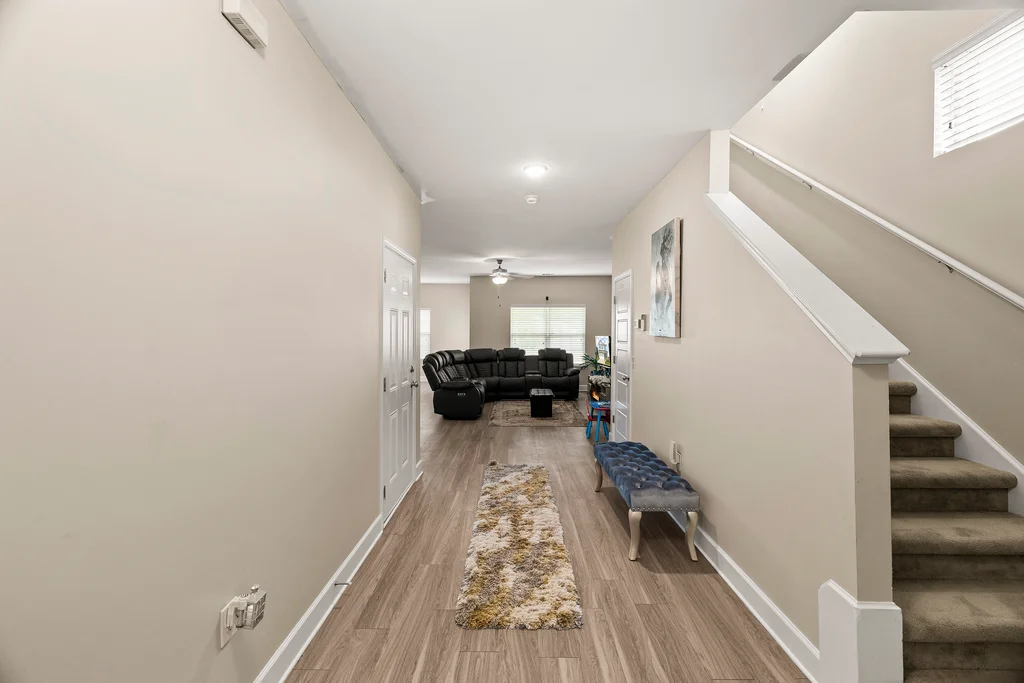 1 Julliard Ct010 (Photos)